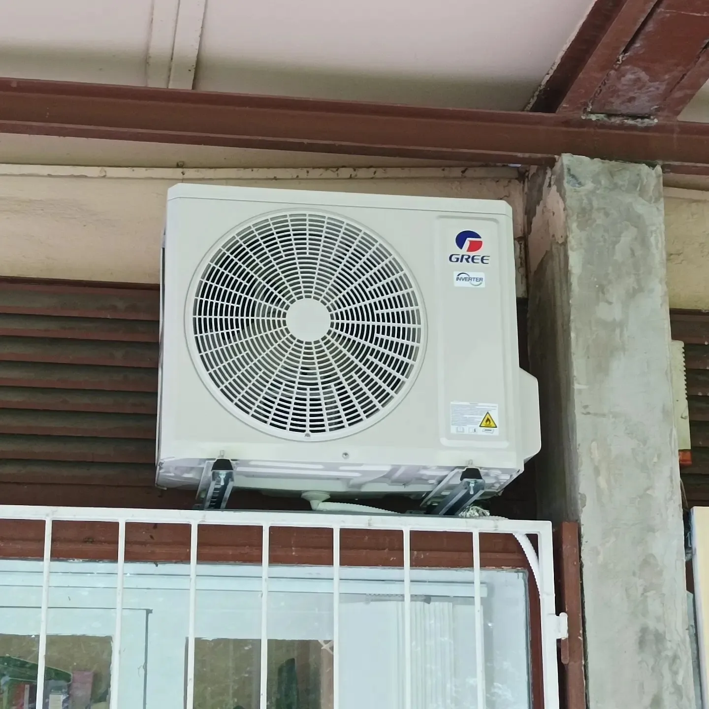 Klimaszerelési munka Győrben — 112. kép