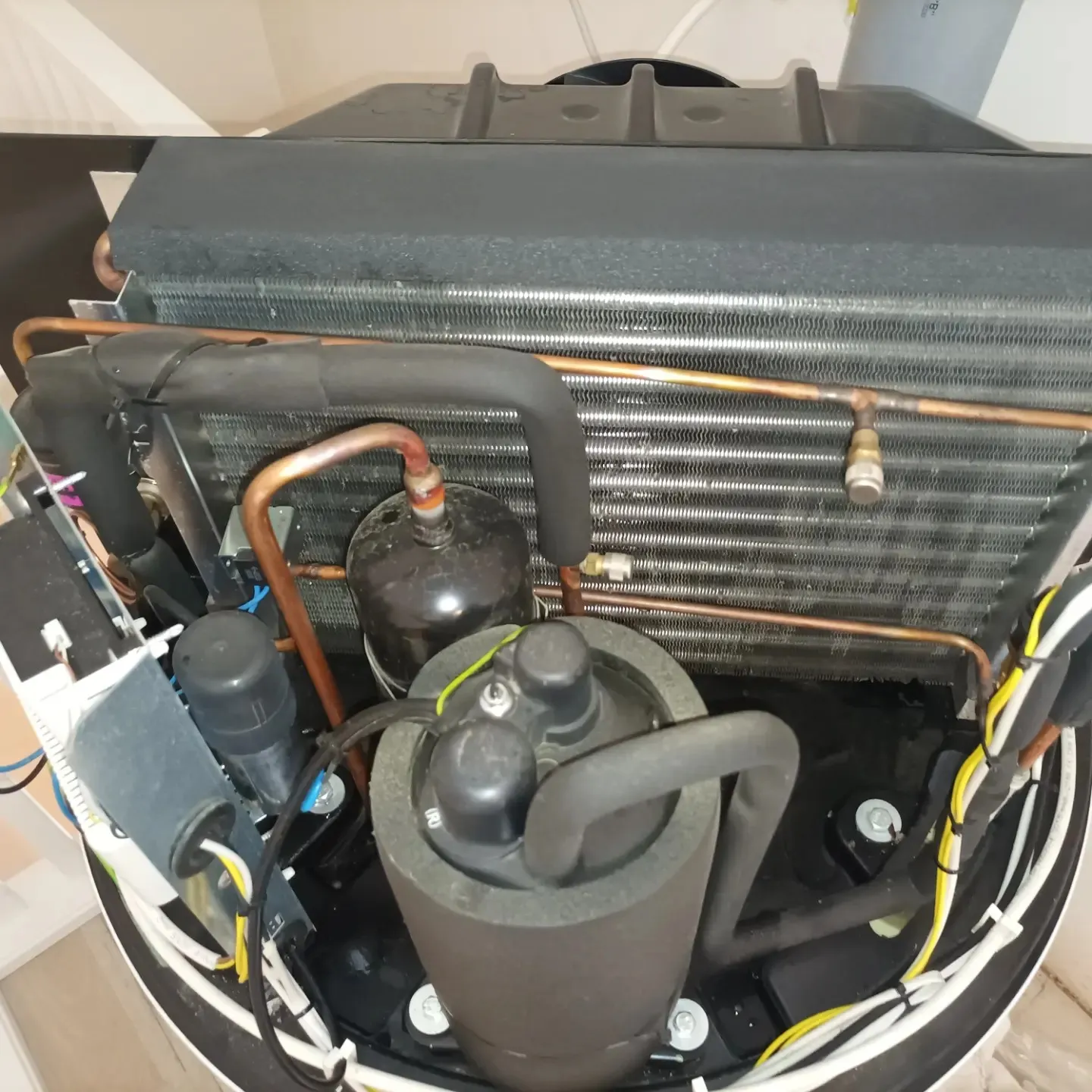 Klimaszerelési munka Győrben — 123. kép