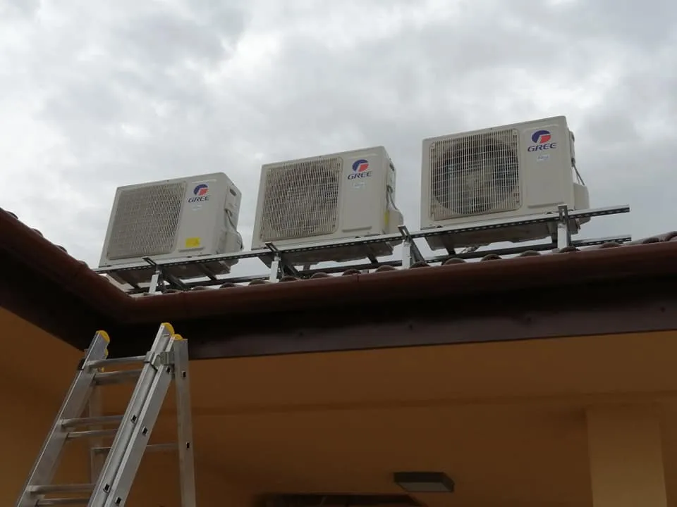 Klimaszerelési munka Győrben — 33. kép