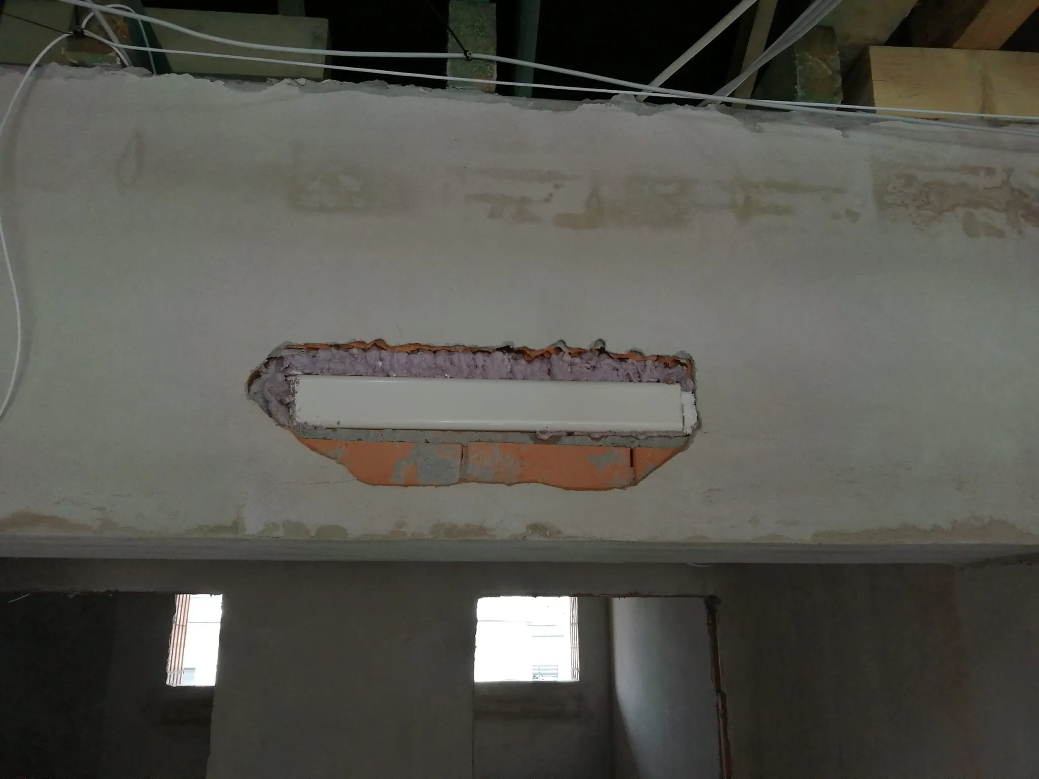 Klimaszerelési munka Győrben — 86. kép