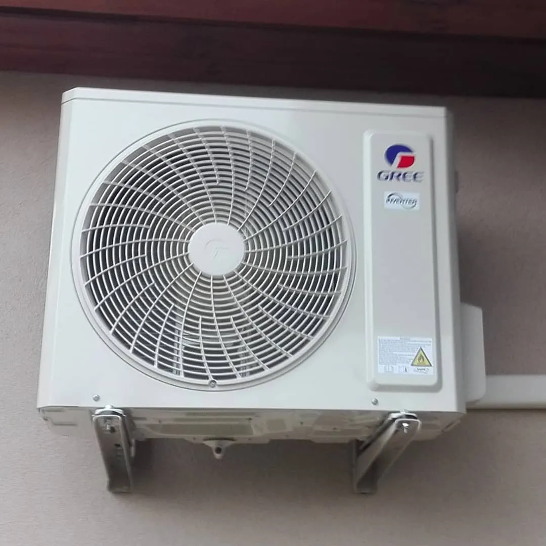 Klimaszerelési munka Győrben — 94. kép